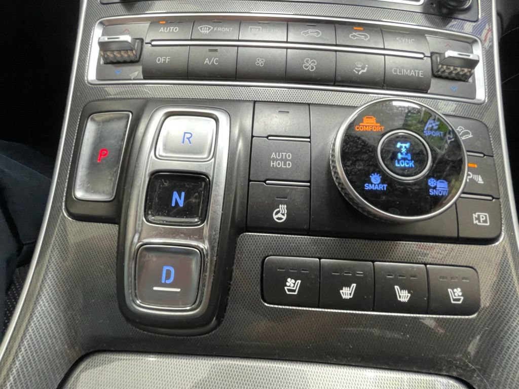 Used 2023 Hyundai Santa Fe Calligraphy AWD/4WD image 17