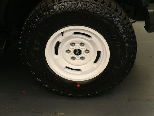 New 2025 Ford Bronco Heritage Edition image 9