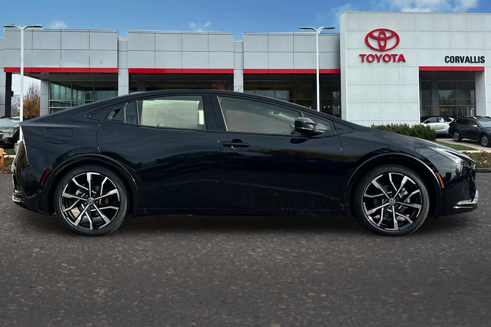 New 2026 Toyota Prius Plug-In Hybrid image 4