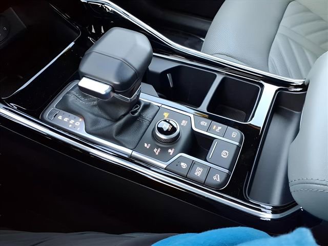 Used 2024 Kia Sorento SX Prestige w/ Sage Leather Package image 30