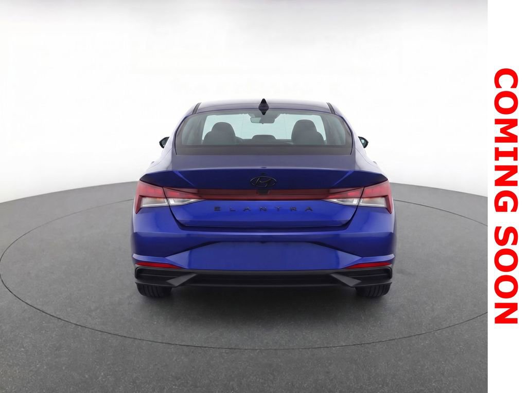 Used 2022 Hyundai Elantra SEL w/ Cargo Package image 9