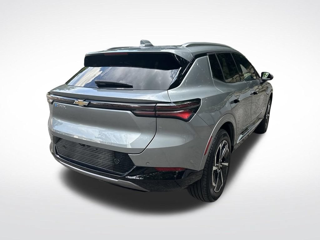 Certified 2024 Chevrolet Equinox EV LT FWD image 6