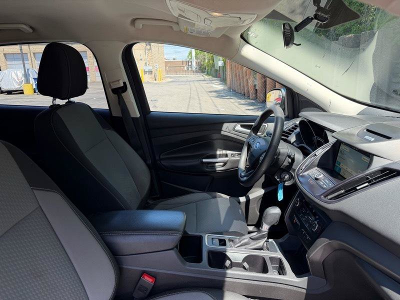 Used 2017 Ford Escape SE w/ Equipment Group 201A AWD/4WD image 20