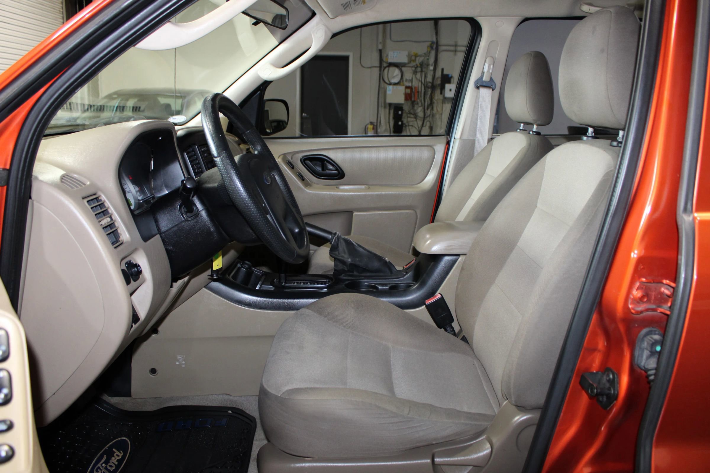 Used 2007 Ford Escape XLS FWD image 8