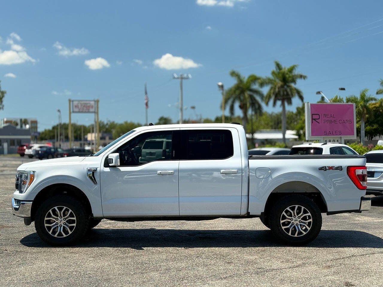 Used 2022 Ford F150 Lariat w/ Equipment Group 501A Mid AWD/4WD image 4