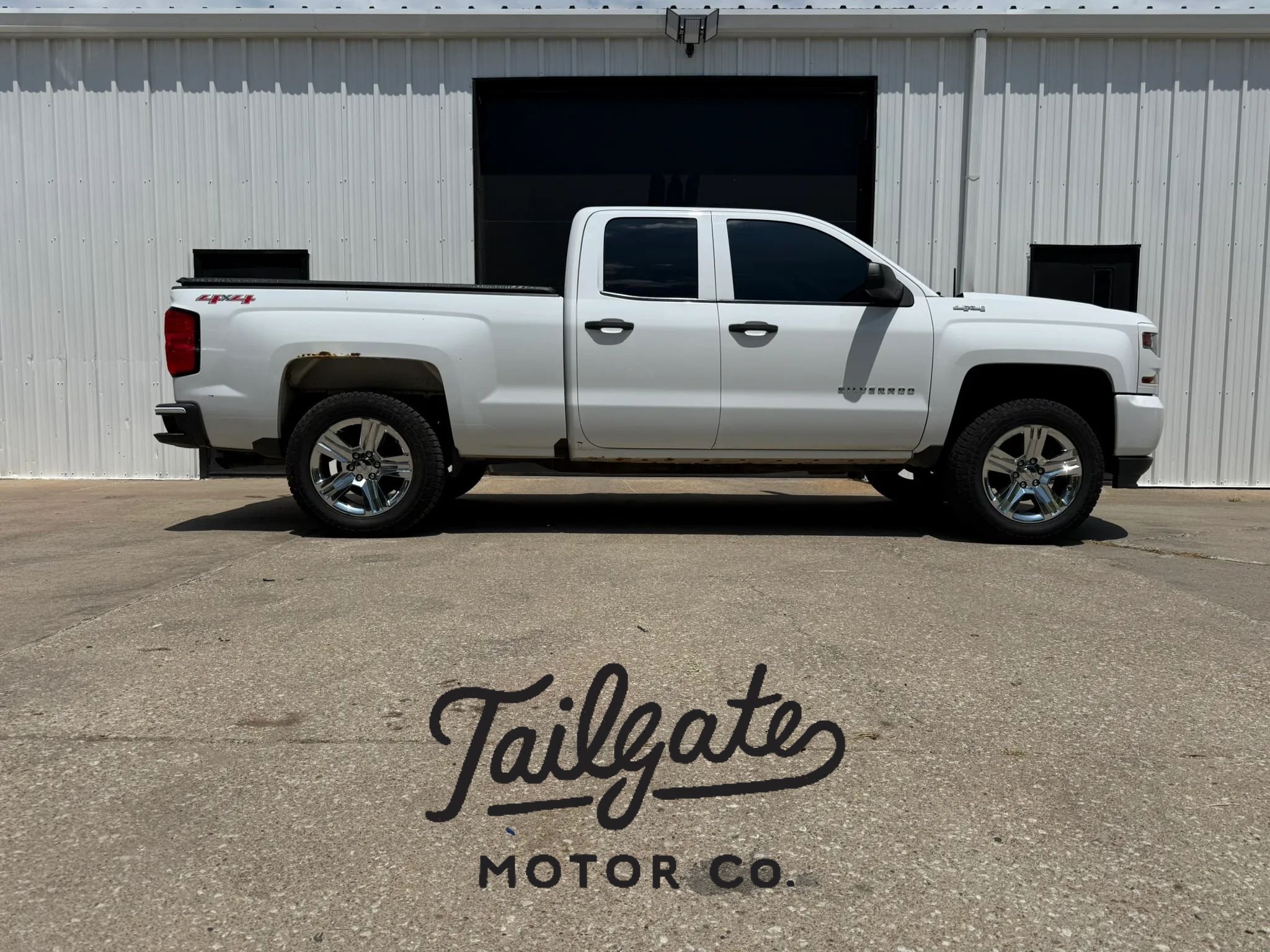 Used 2016 Chevrolet Silverado 1500 Custom w/ Custom Convenience Package AWD/4WD image 1