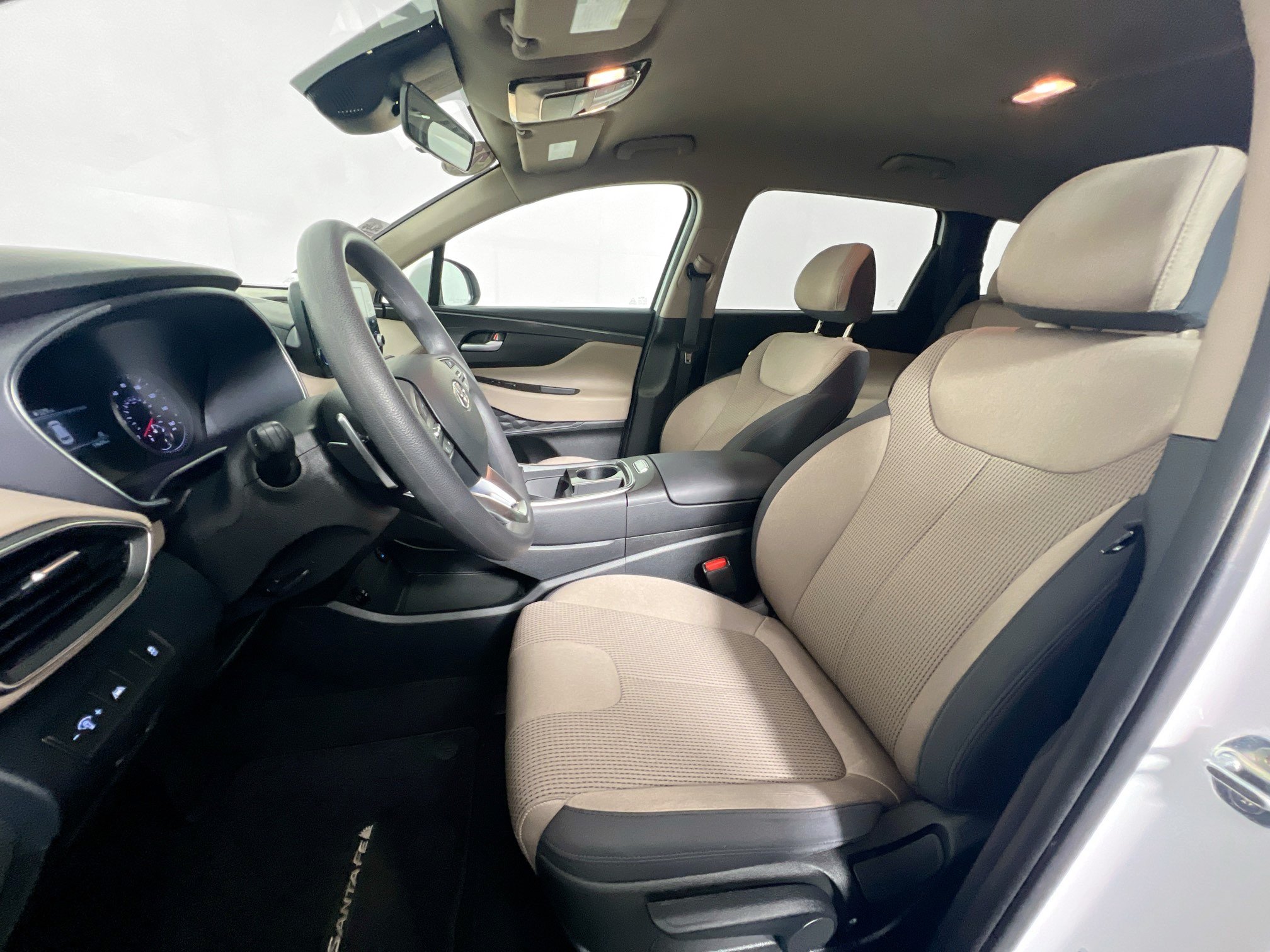 Used 2023 Hyundai Santa Fe SE FWD image 14