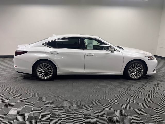 Certified 2020 Lexus ES 350 Luxury w/ Accessory Package 2 image 4