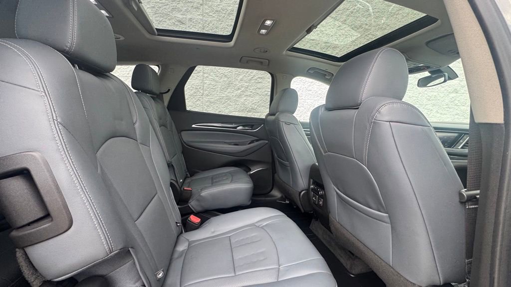 Used 2020 Buick Enclave Essence w/ Sound and Sites Package image 11