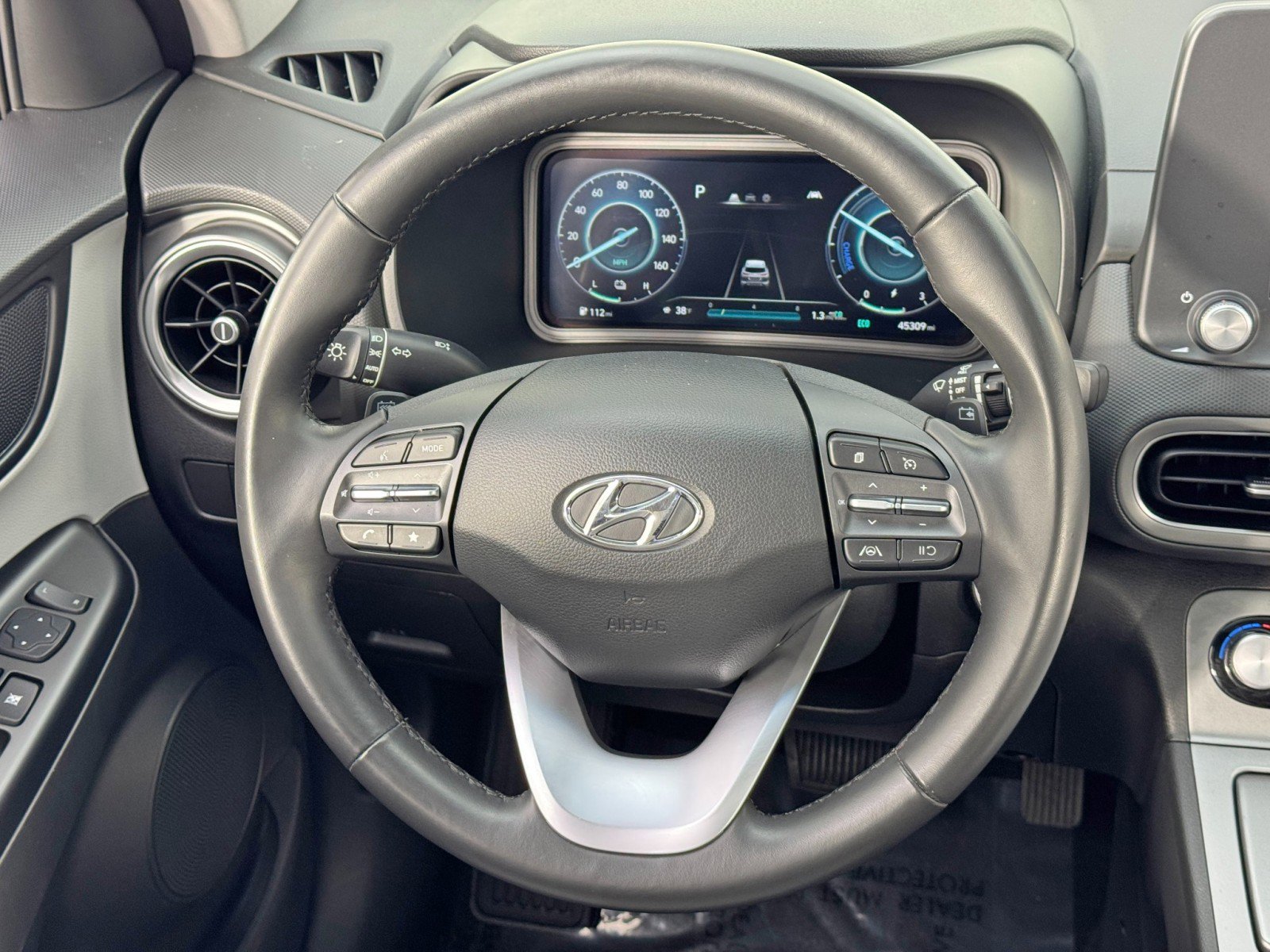 Used 2022 Hyundai Kona SEL w/ Convenience Package image 19