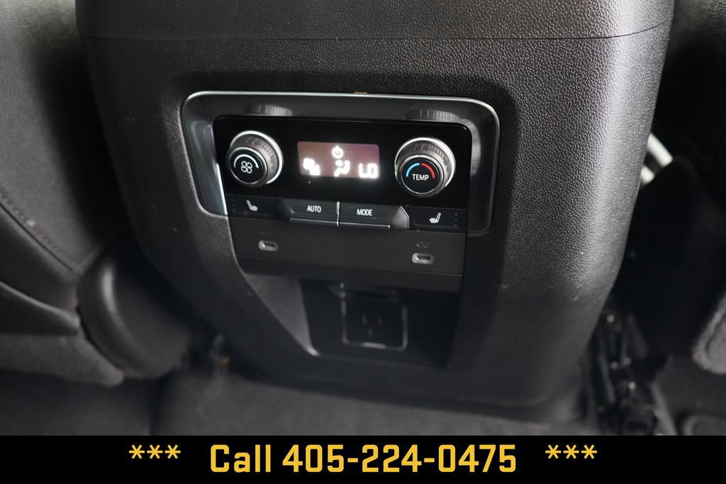 Used 2022 Chevrolet Suburban RST w/ Sport Performance Package AWD/4WD image 22