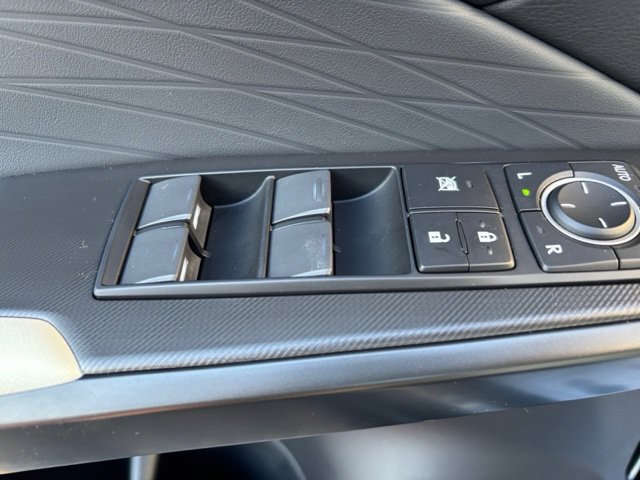 Used 2025 Lexus IS 350 F Sport AWD/4WD image 9