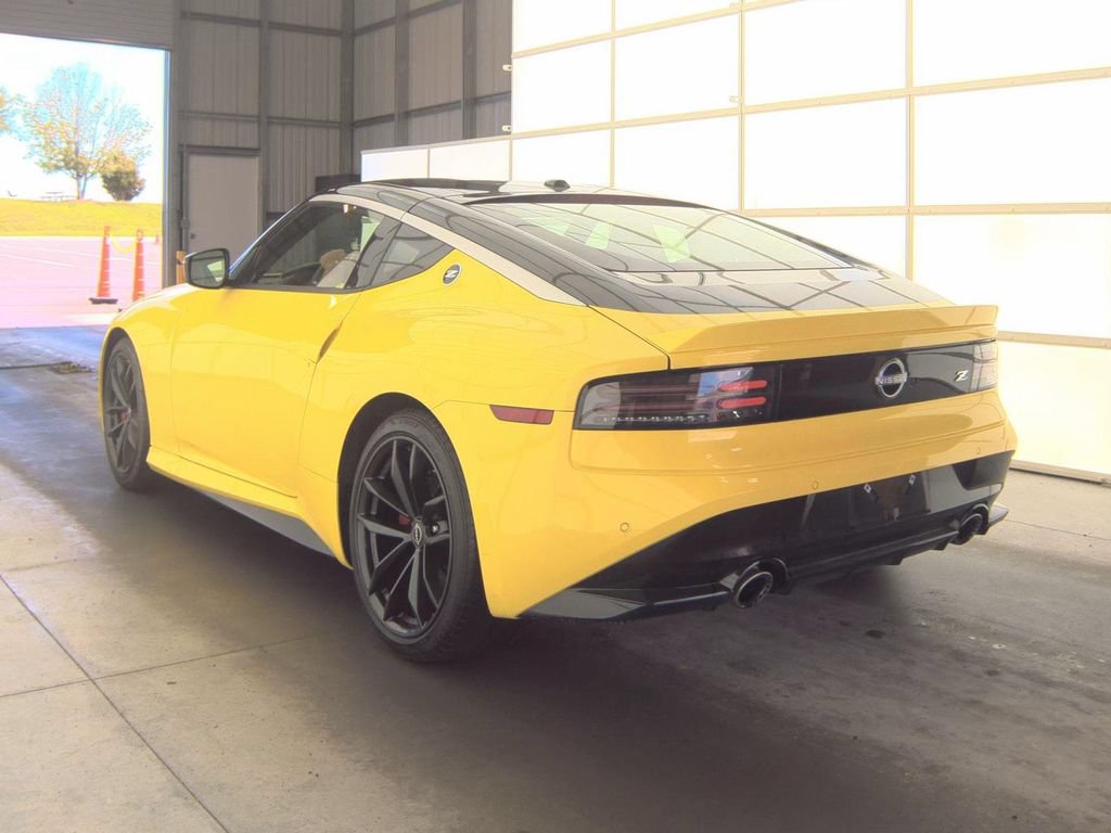 Used 2024 Nissan Z Performance w/ Floor Mat Package RWD image 5