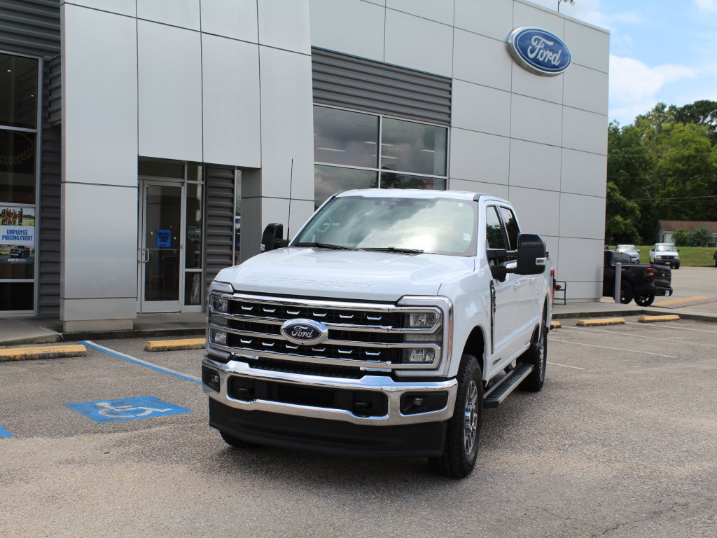Used 2026 Ford F250 Lariat AWD/4WD image 5
