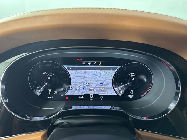 Used 2023 Bentley Bentayga Extended Wheelbase image 17