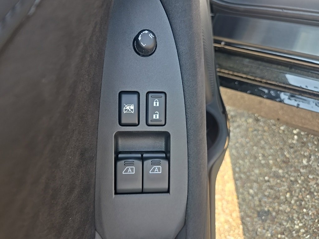 New 2025 Nissan Z Performance w/ Floor Mat Package image 10
