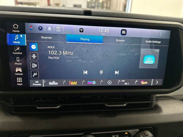 Used 2025 Jeep Wrangler Unlimited Sport AWD/4WD image 13