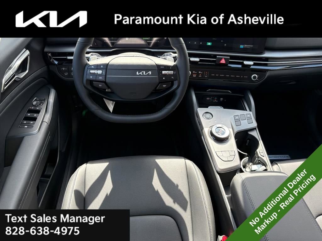 New 2026 Kia Sportage EX image 24