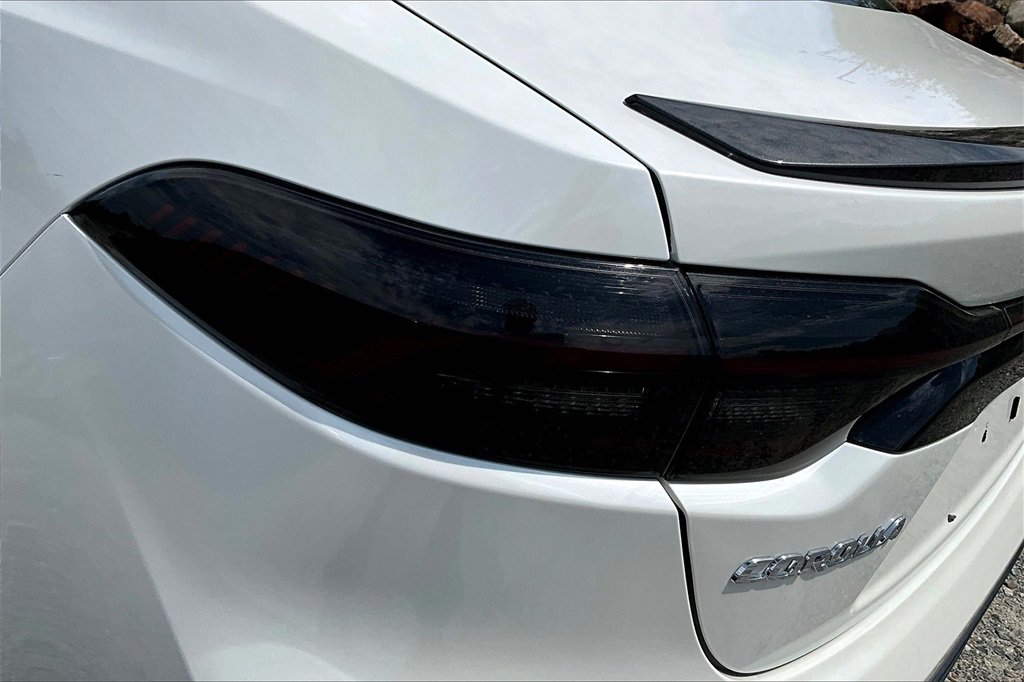Used 2021 Toyota Corolla XSE image 29