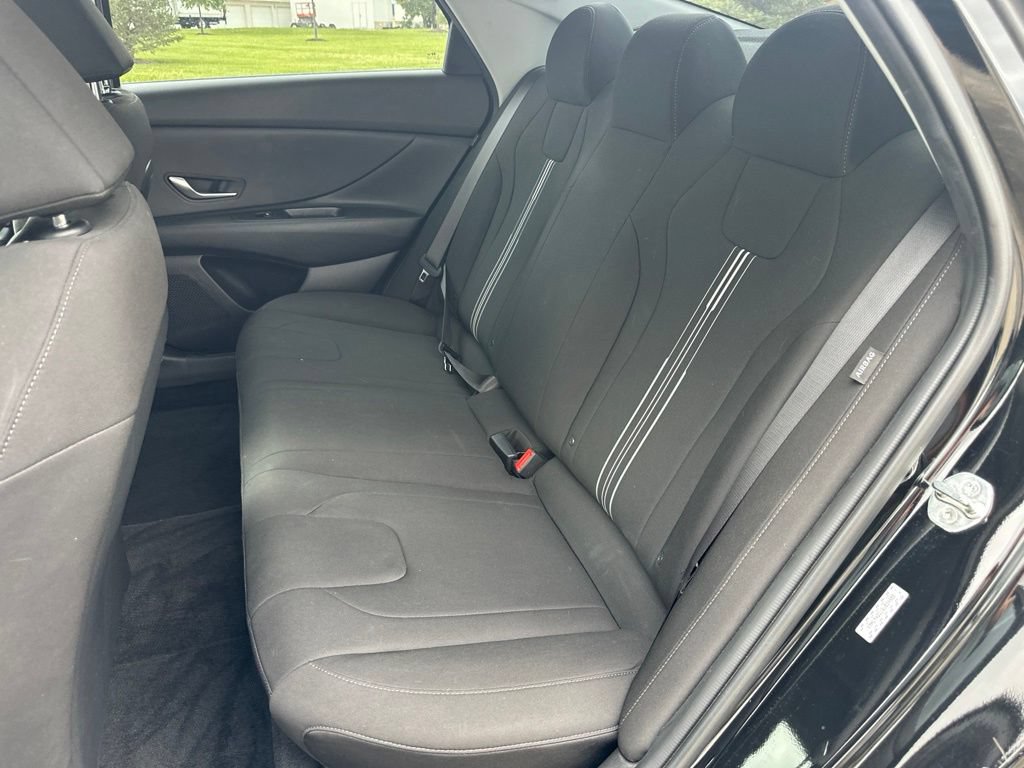 Used 2024 Hyundai Elantra SEL FWD image 11