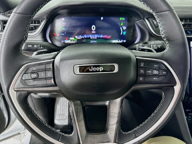 Used 2024 Jeep Grand Cherokee Limited 4xe AWD/4WD image 23
