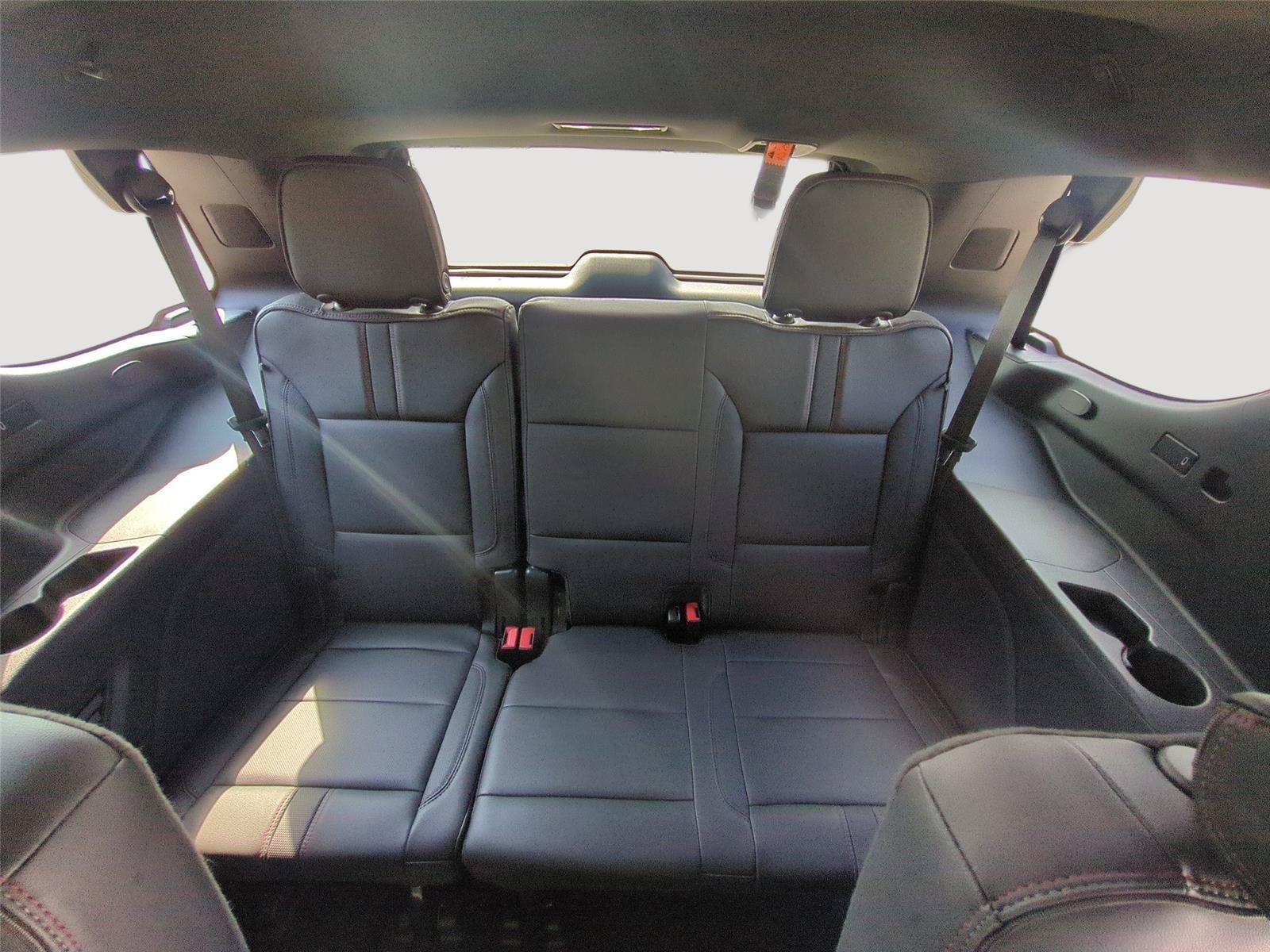 Used 2024 Chevrolet Tahoe RST w/ Luxury Package AWD/4WD image 31