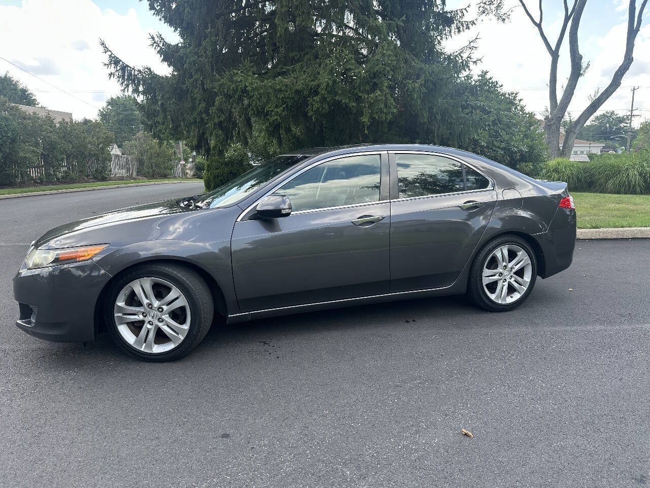 Used 2010 Acura TSX V6 Sedan FWD image 6
