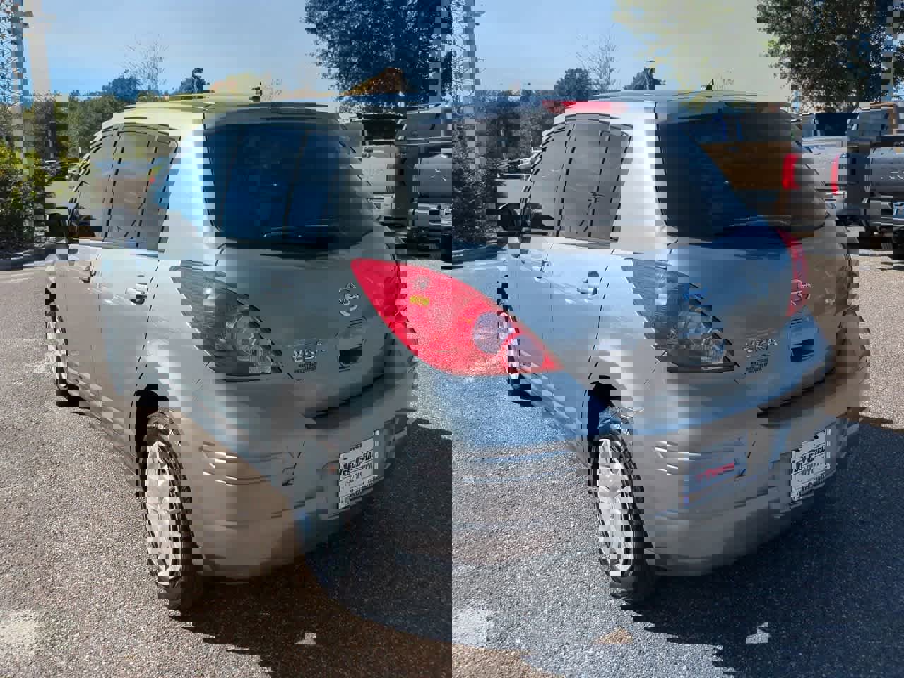 Used 2012 Nissan Versa 1.8 S image 4