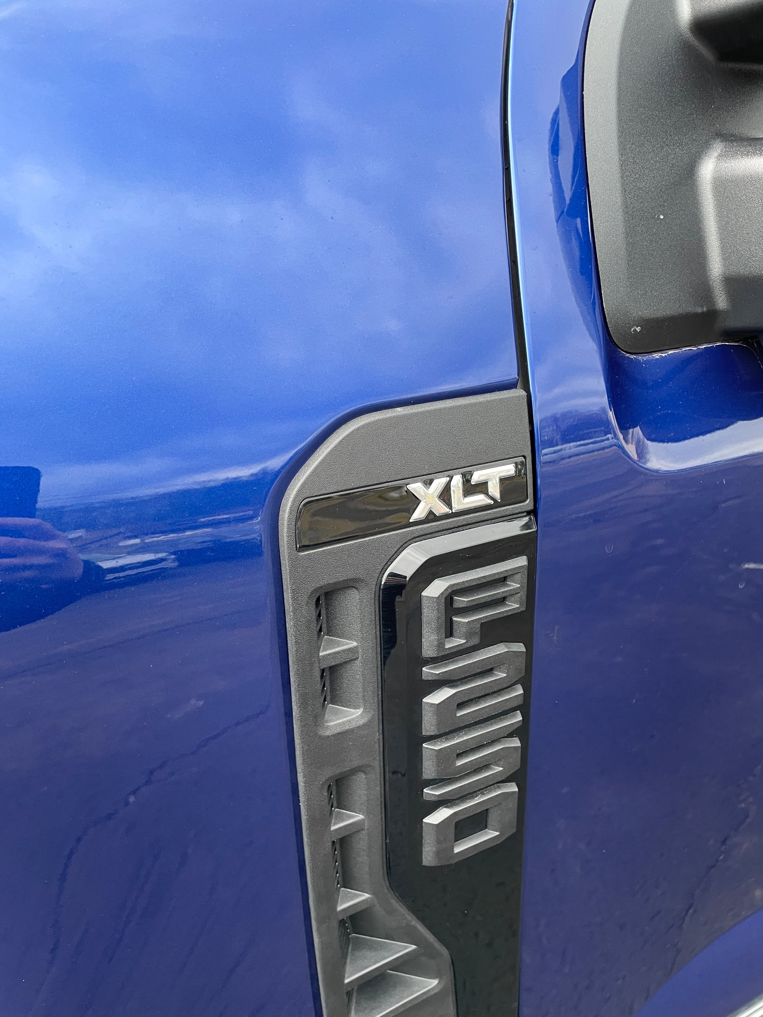 New 2026 Ford F250 XLT w/ XLT Premium Package AWD/4WD image 9