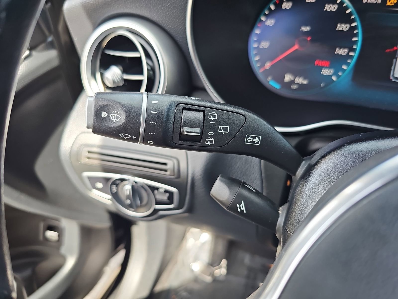 Used 2022 Mercedes-Benz GLC 300 image 20