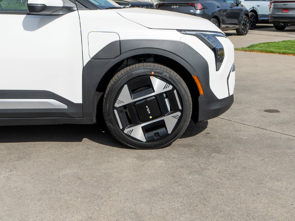 New 2027 Kia EV3 Wind AWD/4WD image 34