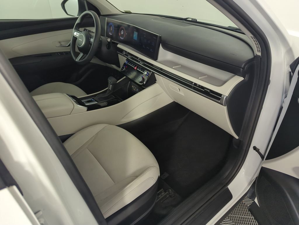 Used 2025 Hyundai Tucson SEL image 35