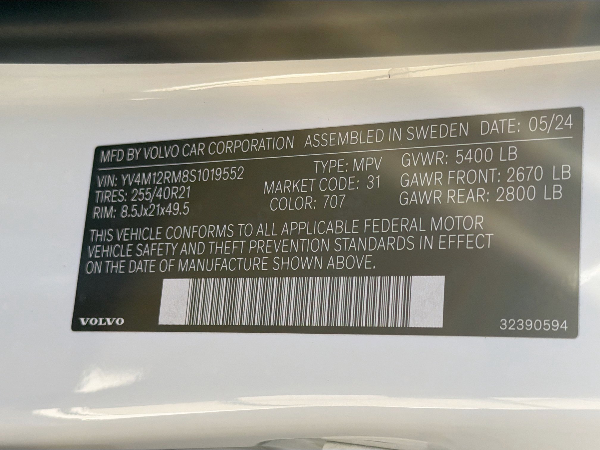 Used 2025 Volvo XC60 B5 Ultra w/ Climate Package image 44