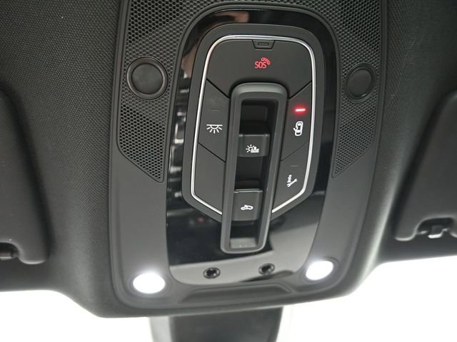 Used 2022 Audi SQ5 Premium Plus w/ Premium Plus Package image 36