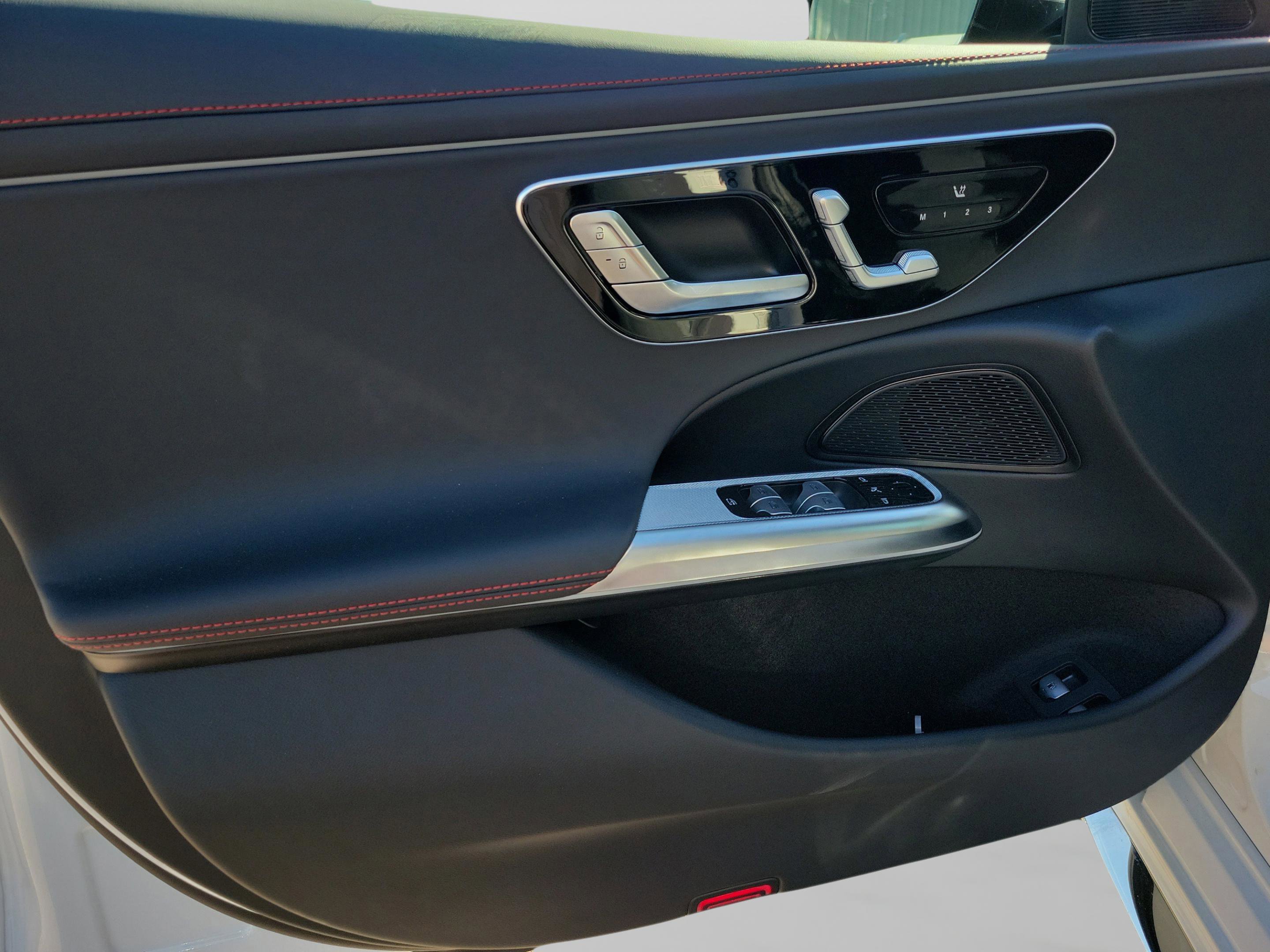 New 2026 Mercedes-Benz E 53 AMG e 4MATIC Sedan image 20