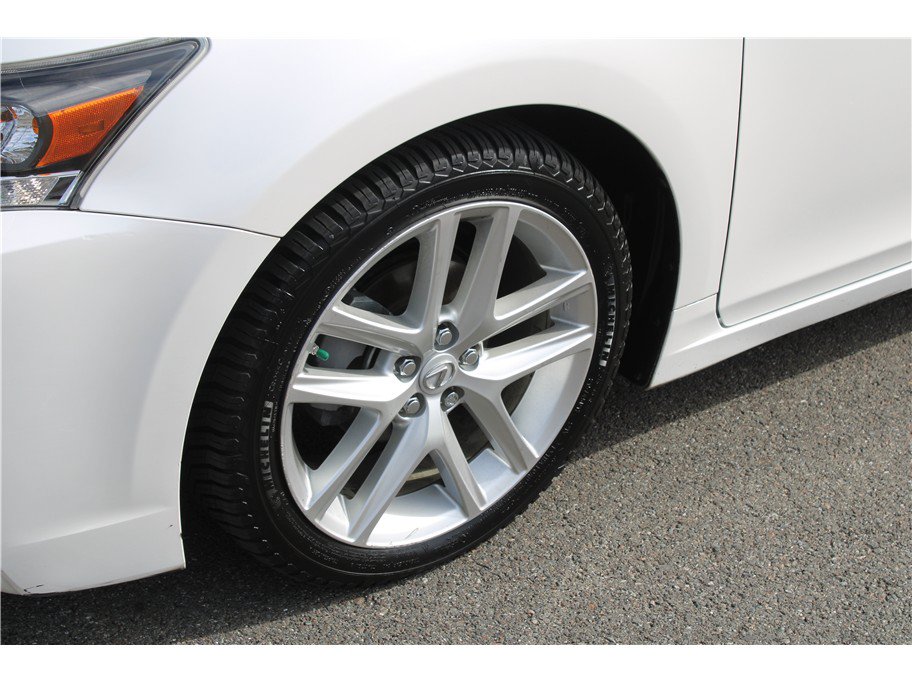 Used 2015 Lexus CT 200h w/ Seat Comfort Package FWD image 26