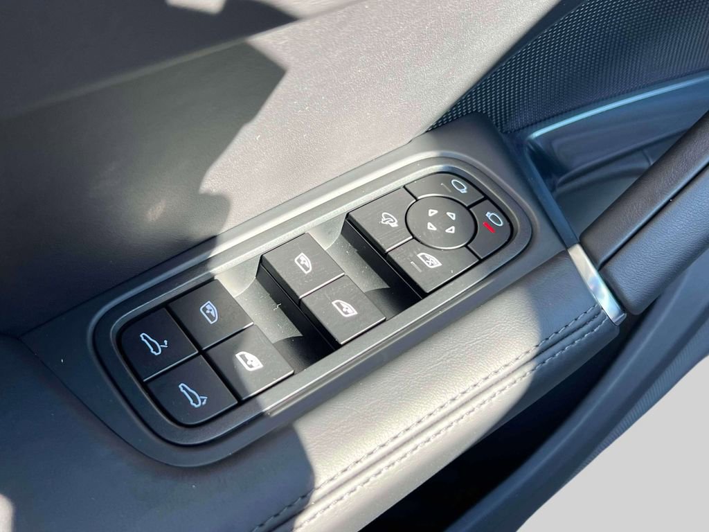 Used 2022 Porsche Cayenne Turbo GT image 15