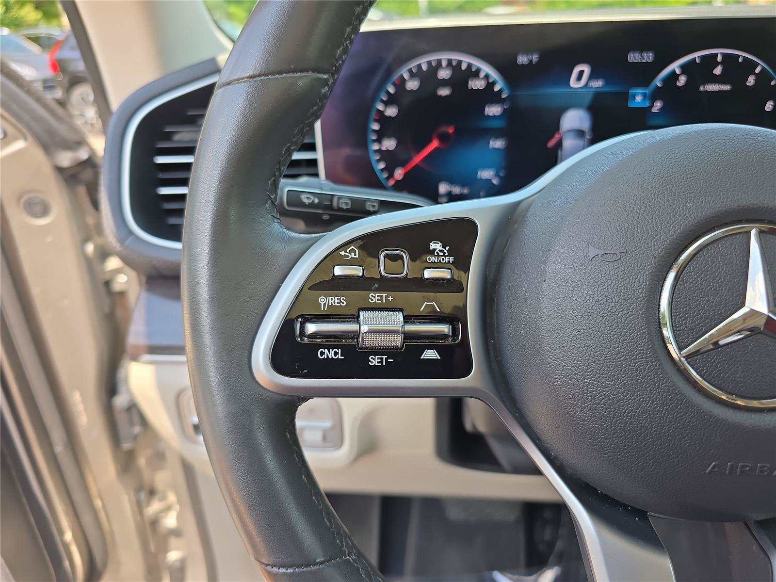 Used 2020 Mercedes-Benz GLE 450 4MATIC image 34