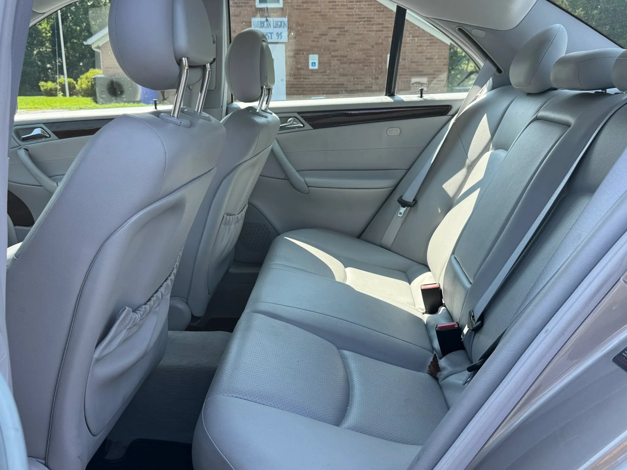 Used 2004 Mercedes-Benz C 240 Sedan image 15
