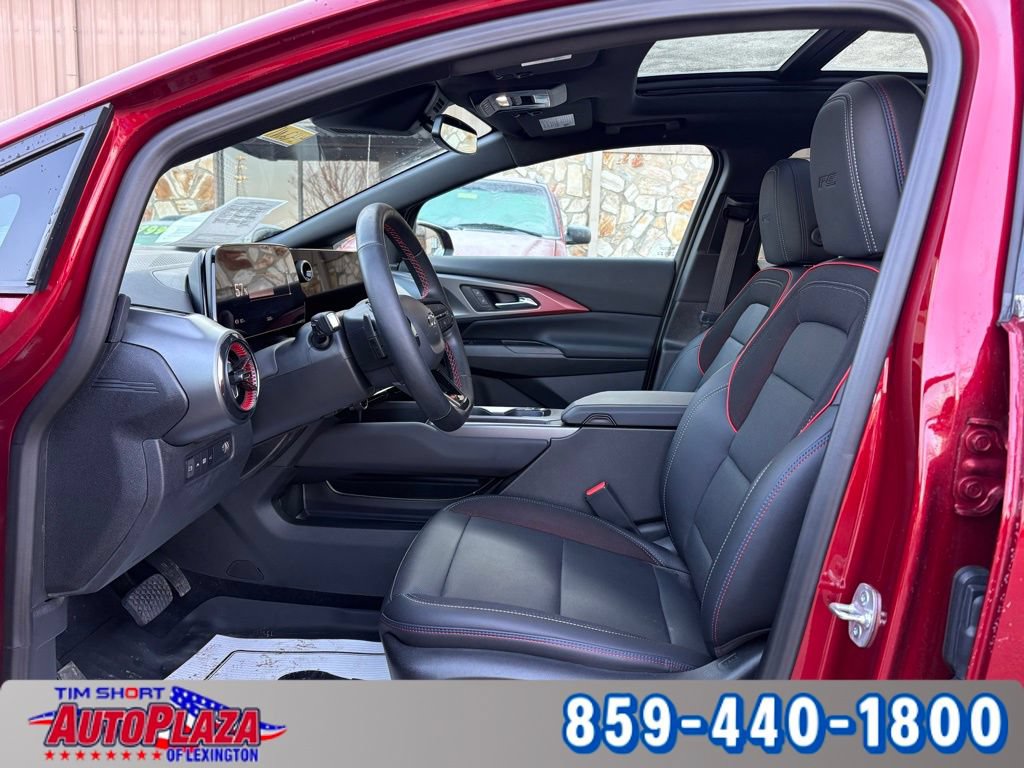 Used 2025 Chevrolet Equinox EV RS FWD image 23