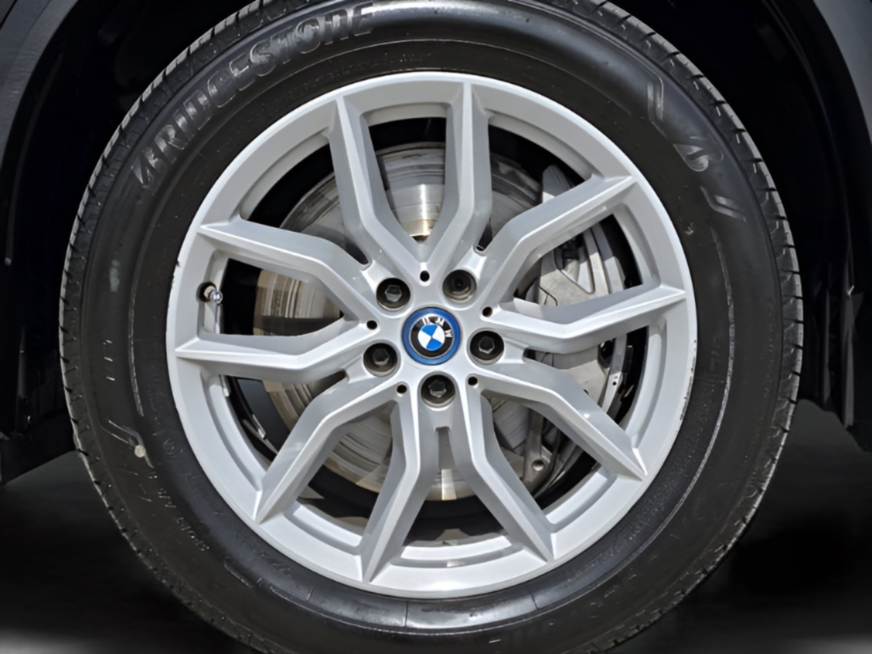 Used 2023 BMW X5 xDrive45e AWD/4WD image 41