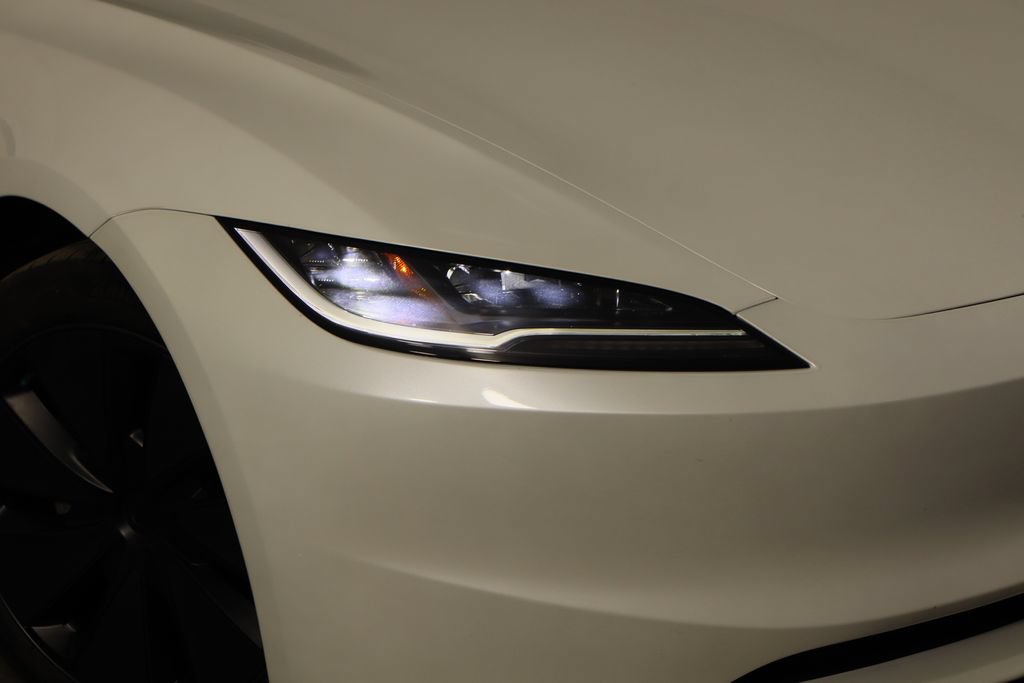 Used 2024 Tesla Model 3 Long Range AWD/4WD image 40