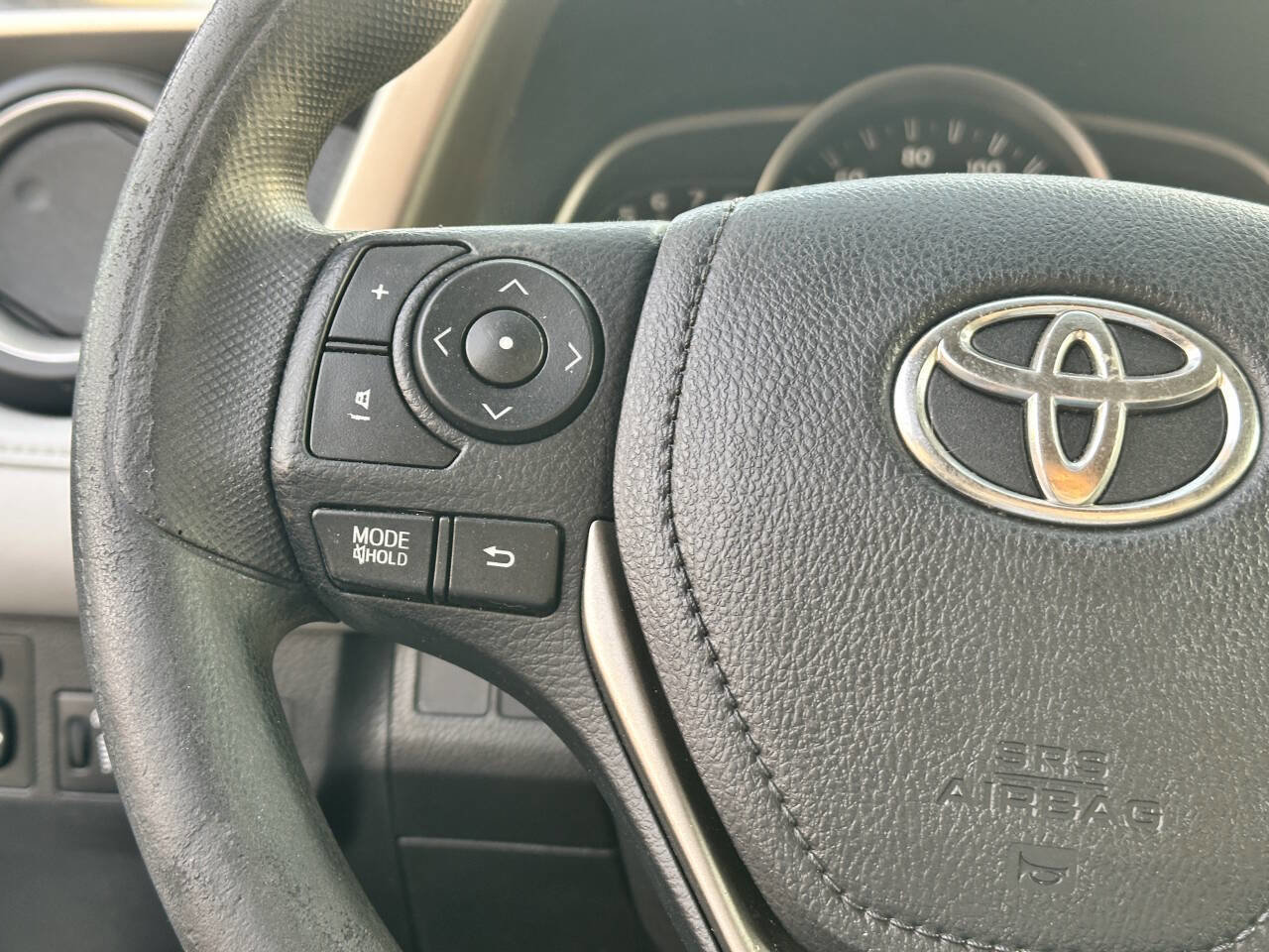 Used 2014 Toyota RAV4 XLE FWD image 14