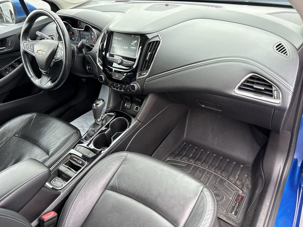 Certified 2017 Chevrolet Cruze Premier w/ Enhanced Convenience Package image 29