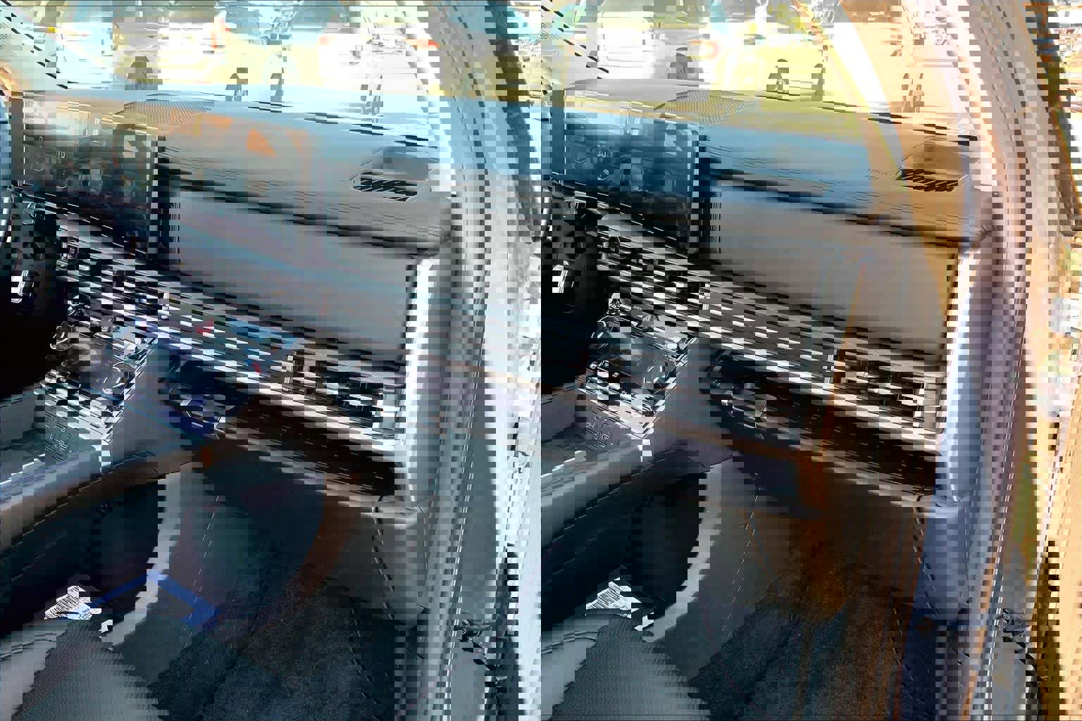 Used 2025 Hyundai Santa Fe XRT AWD/4WD image 19