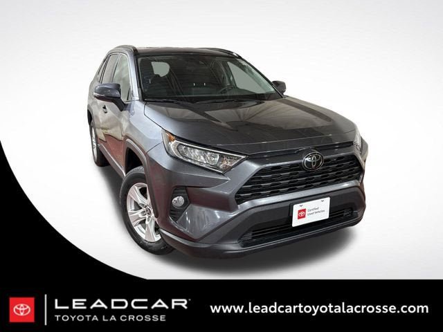 Used 2021 Toyota RAV4 XLE w/ XLE Grade Weather Package AWD/4WD video 1
