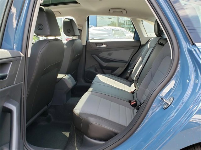 New 2025 Volkswagen Jetta SE image 8