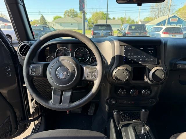 Used 2018 Jeep Wrangler Unlimited Sport AWD/4WD image 10