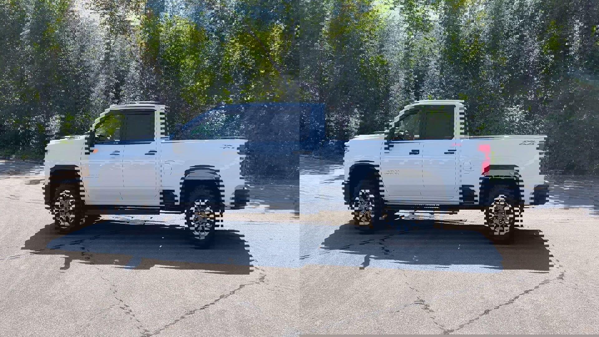 Certified 2023 Chevrolet Silverado 2500 Custom w/ Custom Value Package image 6