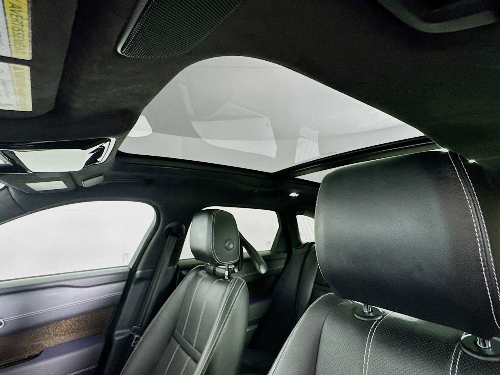 Used 2023 Land Rover Range Rover Velar HST image 13